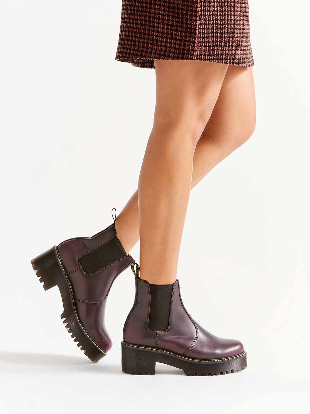 Dr. Martens Rometty Vintage Chelsea Boots Maroon Women’s size 9